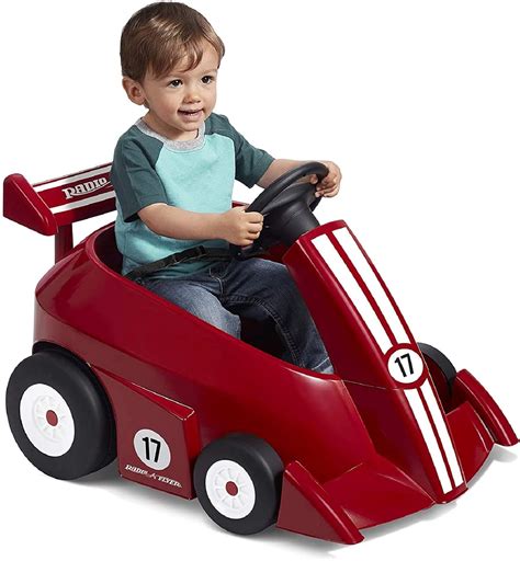 radio flyer car ride-on